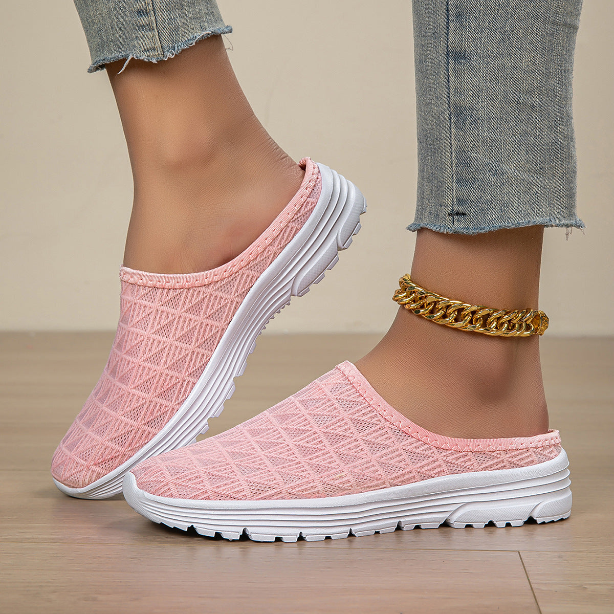 Womens Breathable Non-Slip Mesh Sports Sandals For The Beach