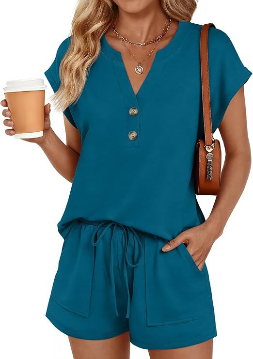 Solid-color V-neck Button-front Short-sleeve Shorts Set