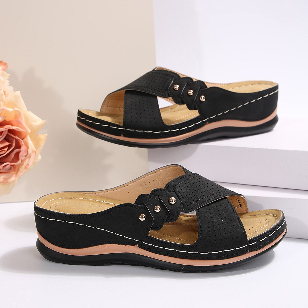 All-matching Large Size Flat Bottom Non-slip Light Slippers