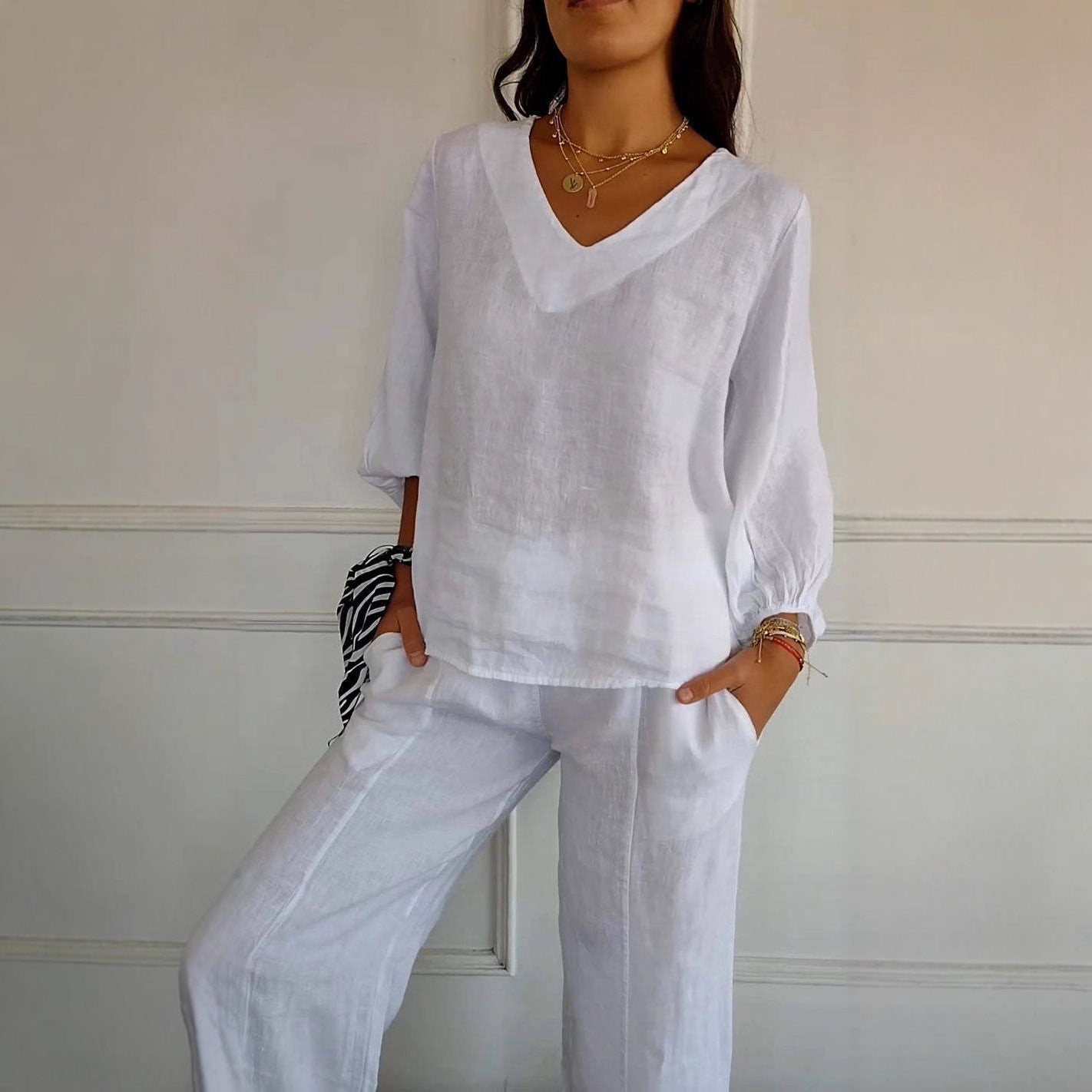 Womens Solid-Color V-Neck Long-Sleeve T-Shirt