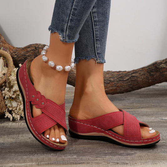 All-matching Large Size Flat Bottom Non-slip Light Slippers