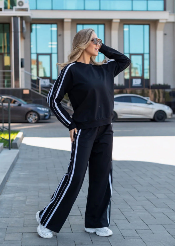 Womens Striped Loose-Fit Long-Sleeve Half-Zip Hoodie With Drawstring And Matching Sweatpants Set