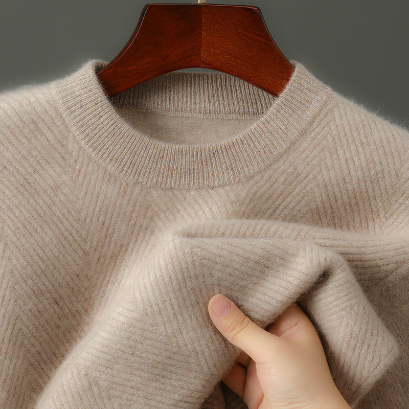 Round Neck Pullover Leisure Knitted Sweater For Men