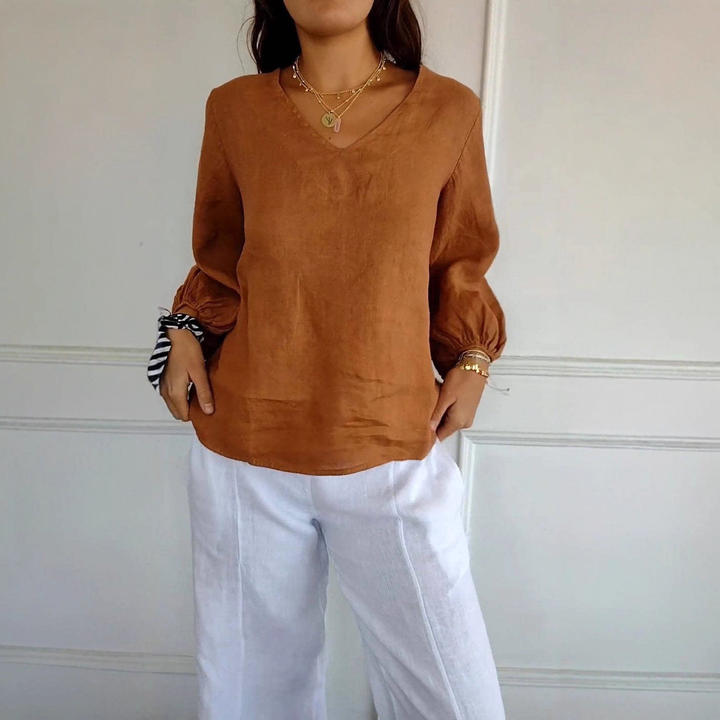 Womens Solid-Color V-Neck Long-Sleeve T-Shirt