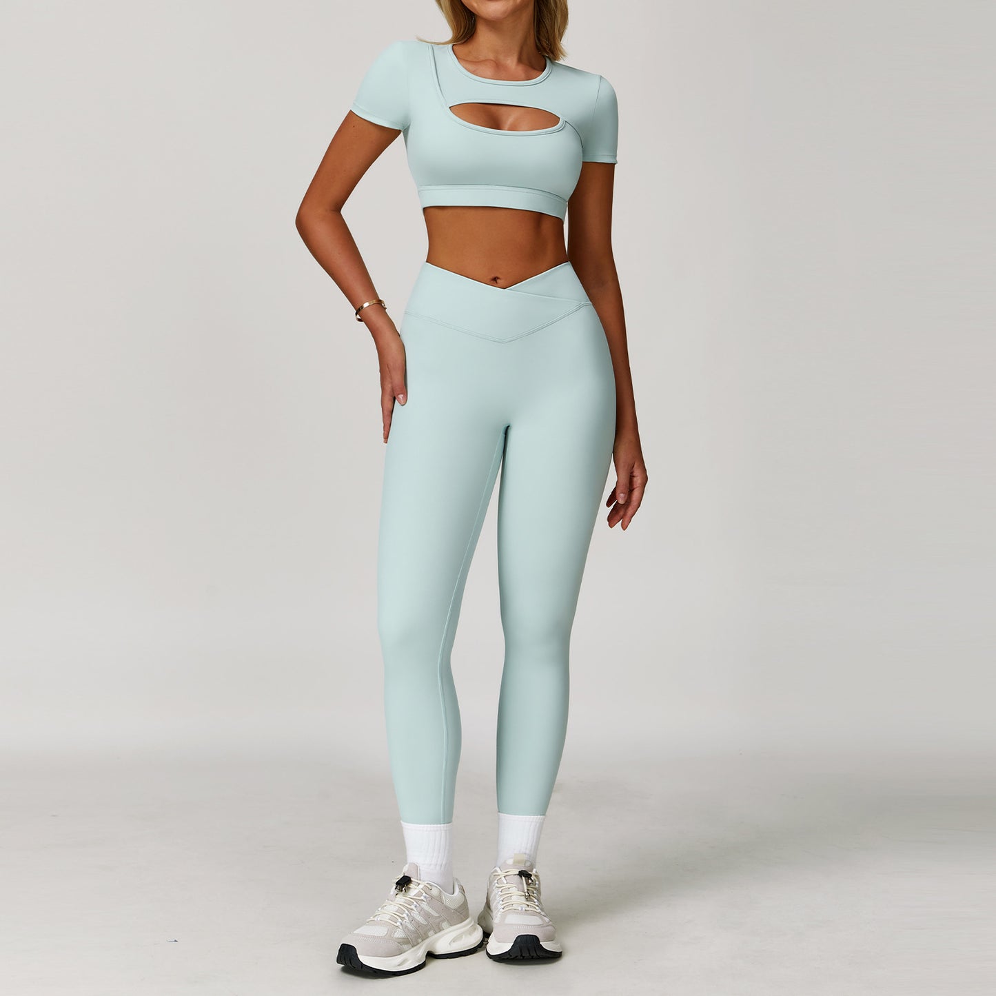 Dare To Show Off This Cross-border Color-block Yoga Set With A Beautiful Back
