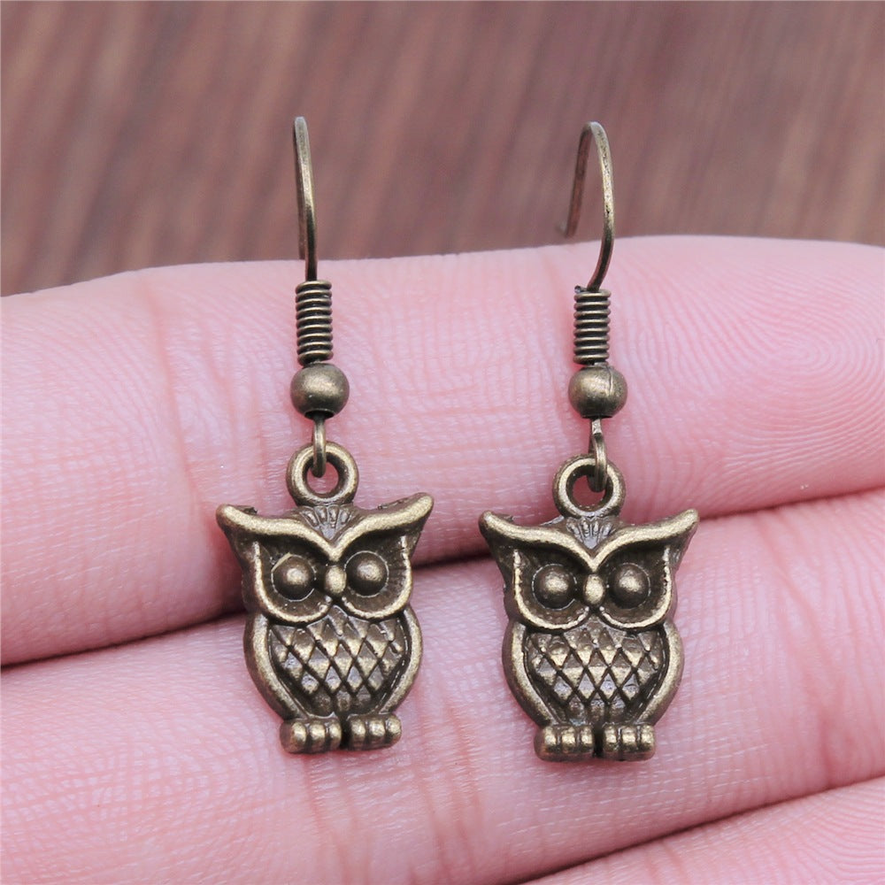 Women's Retro Minimalist Owl Earrings