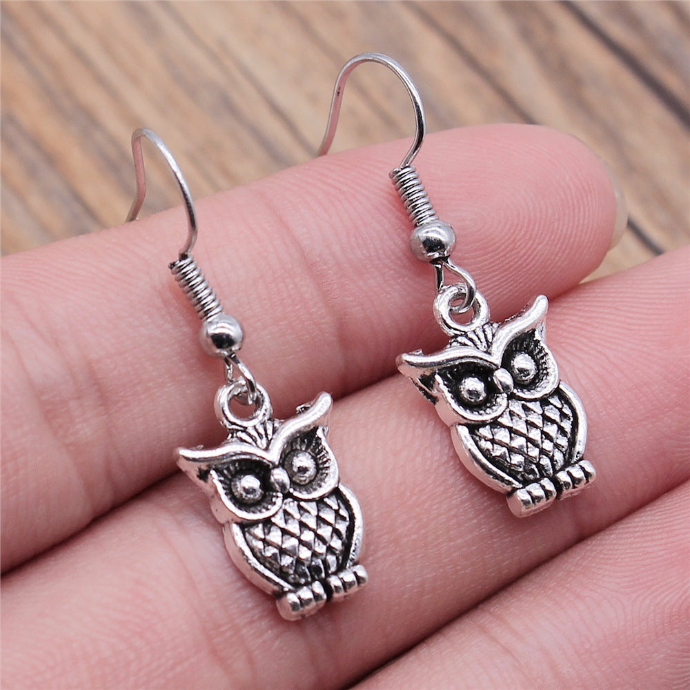 Women's Retro Minimalist Owl Earrings